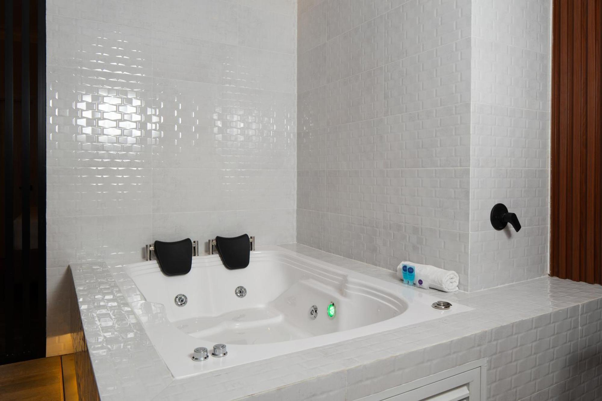 Hotel Byhours Circunvalar - Adults Only บาร์รังกีญา ภายนอก รูปภาพ